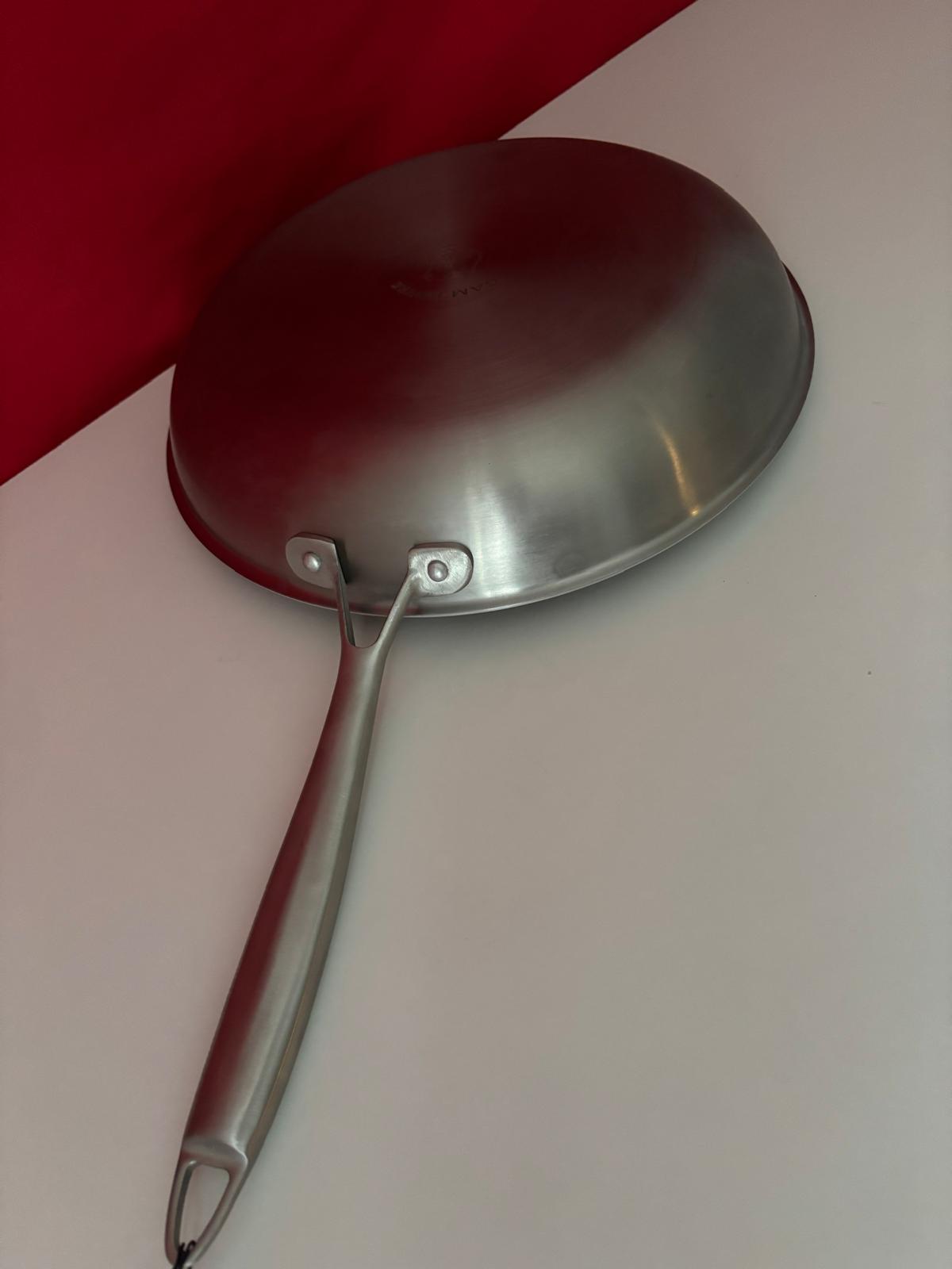 Poêle GAM HOTEL triplex black cube 24cm